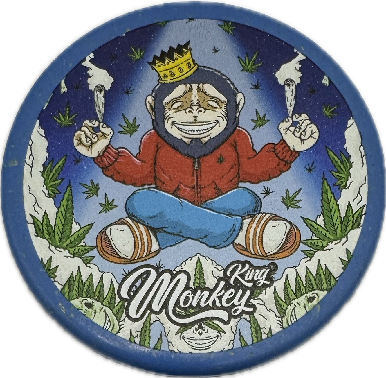 Grinder aus recyceltem Plastik
- Meditating Smoker